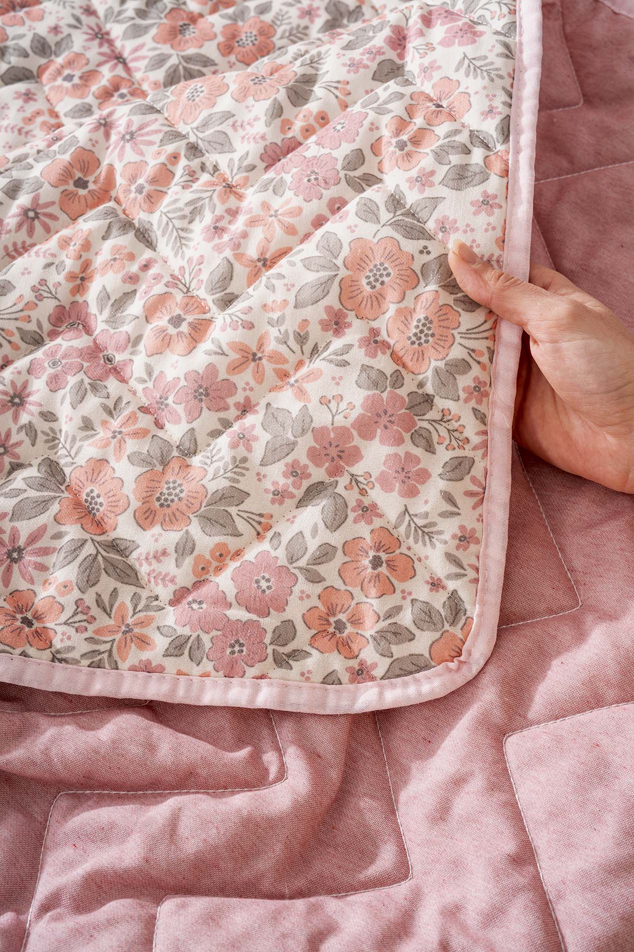 Couette bombée en polycoton Pembe bahar