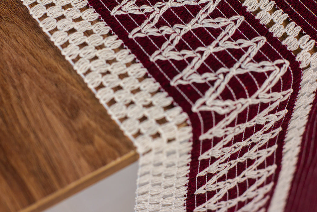 Chemin de table bordeau tricoté en coton mesure 35×145 cm