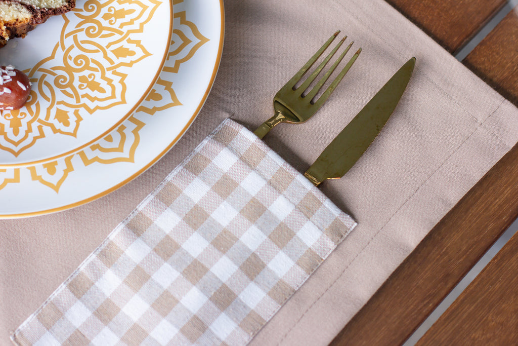 Moena ensemble de 7 pièces beige, 6 sous de plat + 1 chemin de table